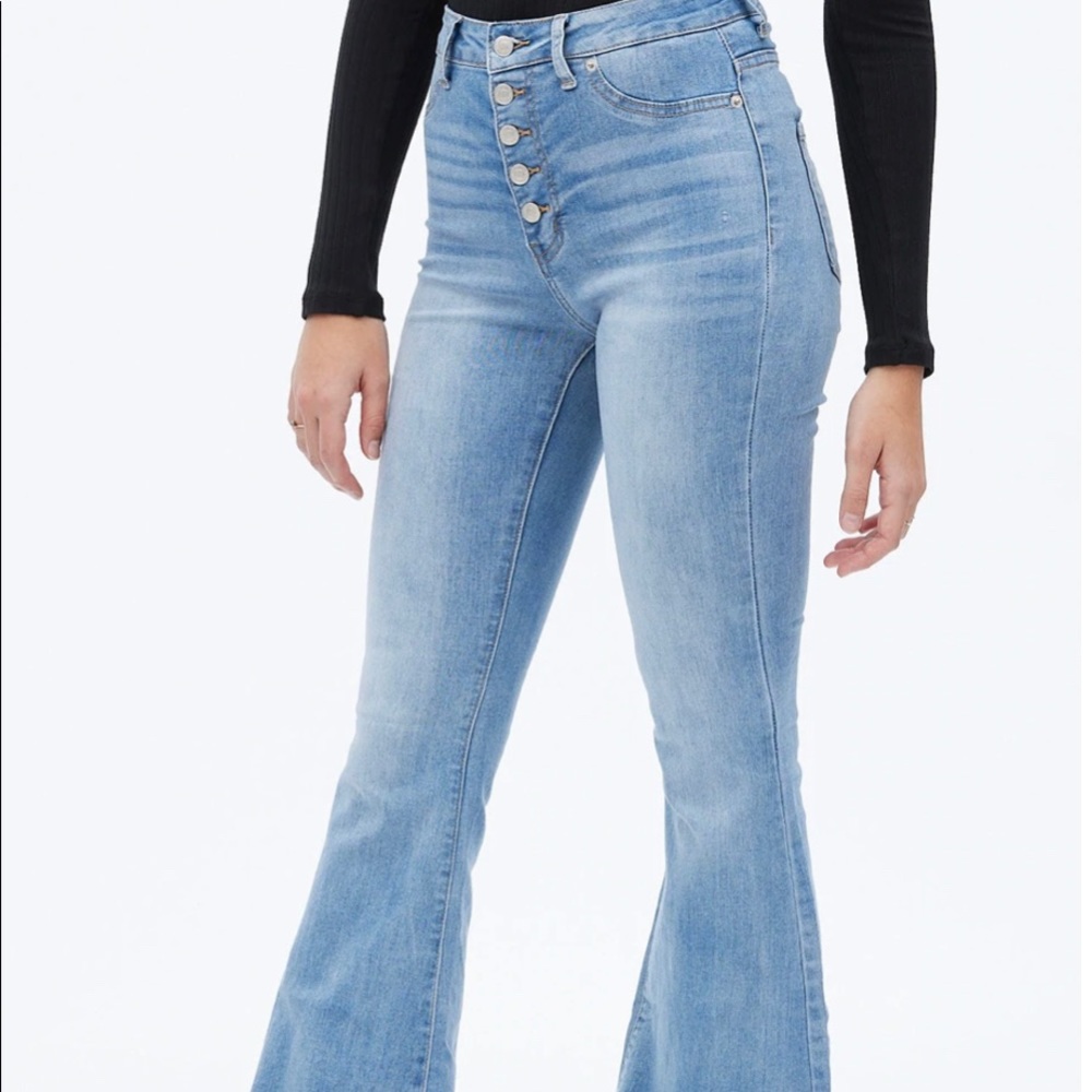 3/$30 AEROPOSTALE Seriously Stretchy Super High Rise Flare Jean